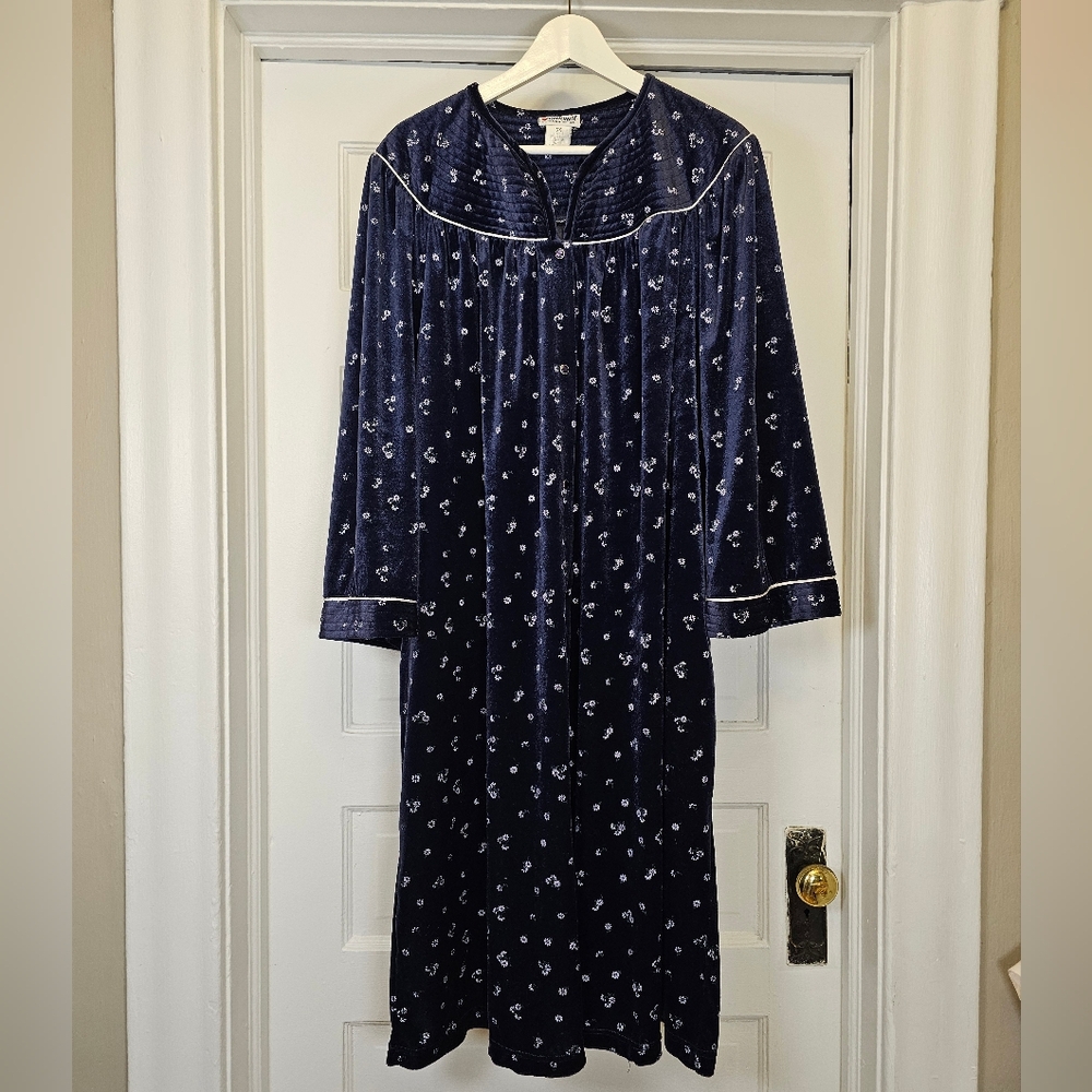 Vintage National Daisy Navy Velvet Housecoat Robe Pearl‎ Snap 3X Velour Floral